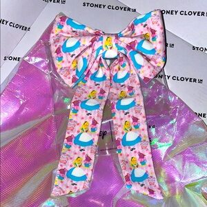 Disney X Stoney Clover Alice Bow Barrett clip
